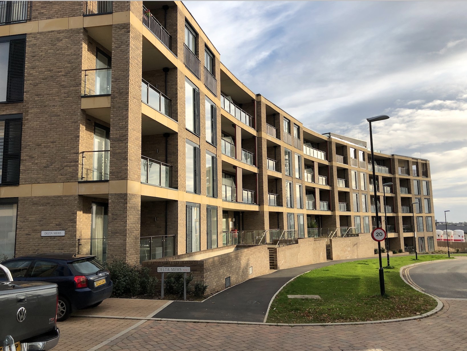 <div class="icon"><picture><!--[if IE 9]><video style='display: none;'><![endif] --><!--[if IE 9]></video><![endif] --><img src="/application/files/4717/1775/6699/Flat_Roofs_-_WIDOPAN.svg" alt="Flat Roofs - WIDOPAN.svg" class="content-editor-image-left" height="30" style="float: left;" width="28" /></picture></div>

<div class="icon-text">
<p>Flat Roof, New Build</p>
</div>

<div class="icon"><i class="fas fa-location-arrow"></i></div>

<div class="icon-text">
<p>Millbrook Park, Mill Hill, London</p>
</div>

<div class="icon"><i class="fa fa-calendar"></i></div>

<div class="icon-text">
<p>January 2017</p>
</div>
